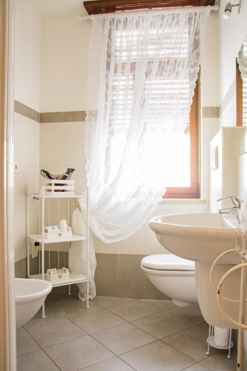ורונה Guest House Piazza Isolo מראה חיצוני תמונה