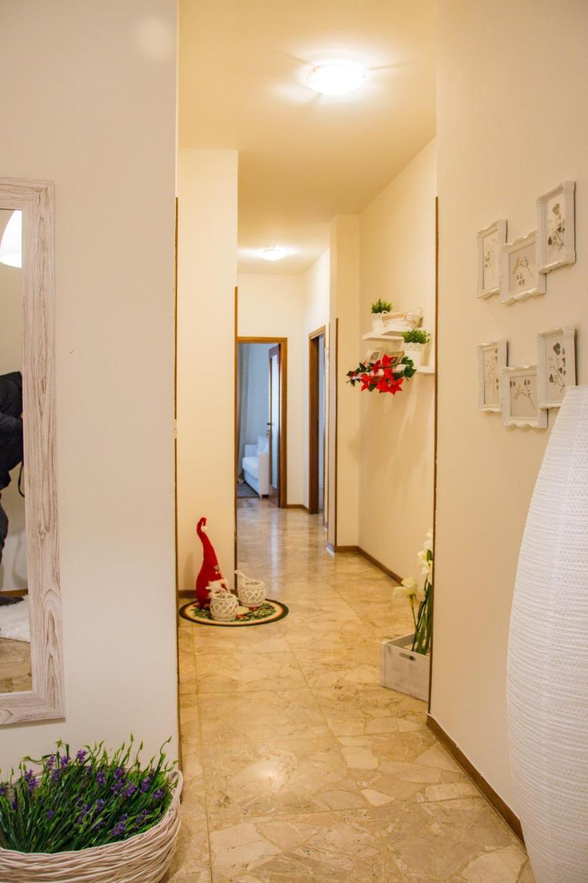 ורונה Guest House Piazza Isolo מראה חיצוני תמונה