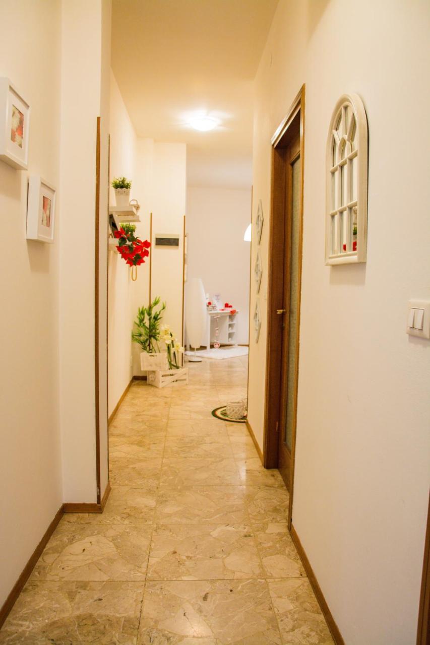 ורונה Guest House Piazza Isolo מראה חיצוני תמונה